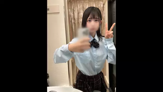 FC2PPV 4091617 수량한정!특별 세일![너무 위험하므로 즉시 판매가 중단될 수 있음] 꼭 보세요!현행 ○J○ 범인○ 못지않게 귀여운 그녀!살기를 거부하는 작은 미발달 몸의 무책임 질내 사정