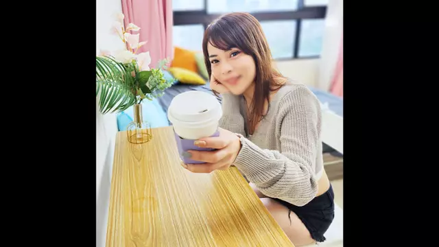 FC2PPV 4104949 [No] 날씬한 큰 가슴 남자만 짱이 일본인 남자와 첫 경험 ♥ 아름답고 탄탄한 허리와 반짝이는 눈 ♥ 음란한 일본어 단어를 몸으로 외우게 했습니다!