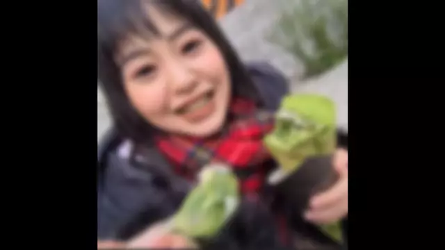 FC2PPV 4146984 [표정] [곤조] 몇 년 동안 업계에 뉴스에 나왔던 남자의 영상을 받았습니다전 모 관광지에서 크리스마스 데이트!