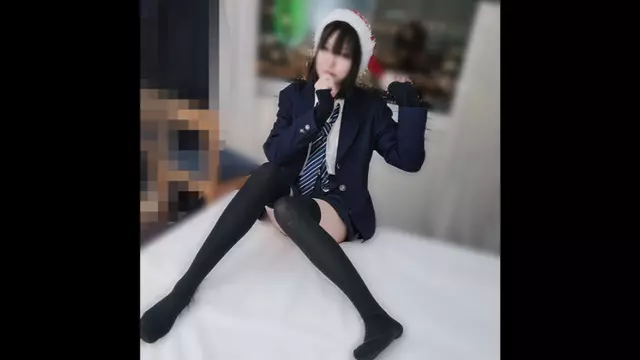 FC2PPV 4165430 여배우의 계란과 크리스마스 데이트 사복 차림의 제비 질내 사정 산타 복장의 질내 사정