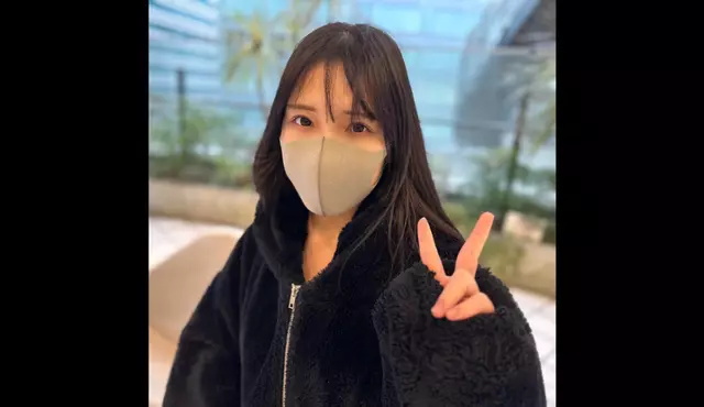 FC2PPV-4470434 아저씨의 성기로 돈을 버는 아오야마 학원에 다니고 있는 아가씨 카나미짱(20).그녀는 자신을 촬영해 달라고 요청하여 살인을 저지른다!나는 이미 정액 냄새에 익숙해졌습니다.[무수정]