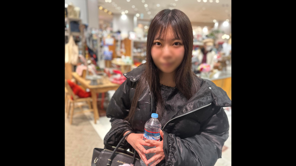 FC2PPV-4440132 [없음/첫촬영] *첫경험!딸…