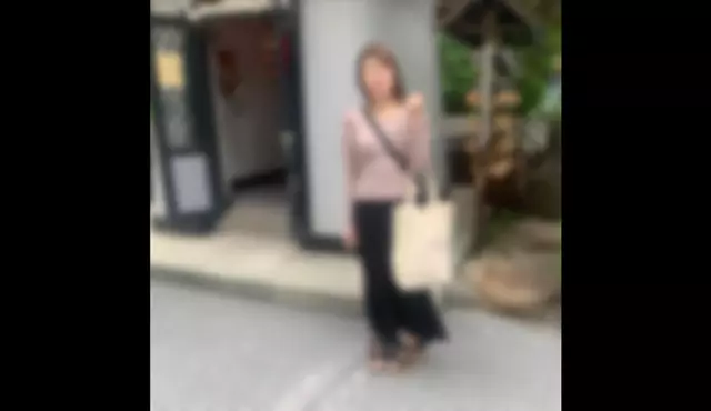 FC2PPV-4518435 [얼굴 공개] [곤조] [질내 사정] 간호사로 일하는 유부녀는 수입이 많아야 하는데, 프리로더 남편을 위해 집을 사준 뒤 일이 꼬이기 시작했다