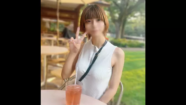 FC2PPV-4501095 *관람 시 주의사항 [첫 공개] 만화가를 목표로 하는 검은 피부의 18세 보이시한 처녀.버즈만 수만개 올리지만 섹스는 해본 적 없는 젊은 천재... 찢어진 복근을 자랑하며 겁을 먹지만 그래도 가까스로 사육을 졸업한다.